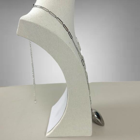 Free People Paperclip Spektor Heart Pendant Necklace in Silver NWT Chunky Retro - Picture 7 of 13